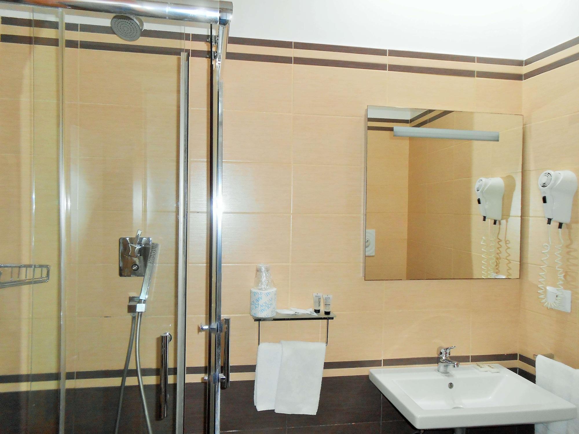 Hotel Riviera Фьюмичино Экстерьер фото
