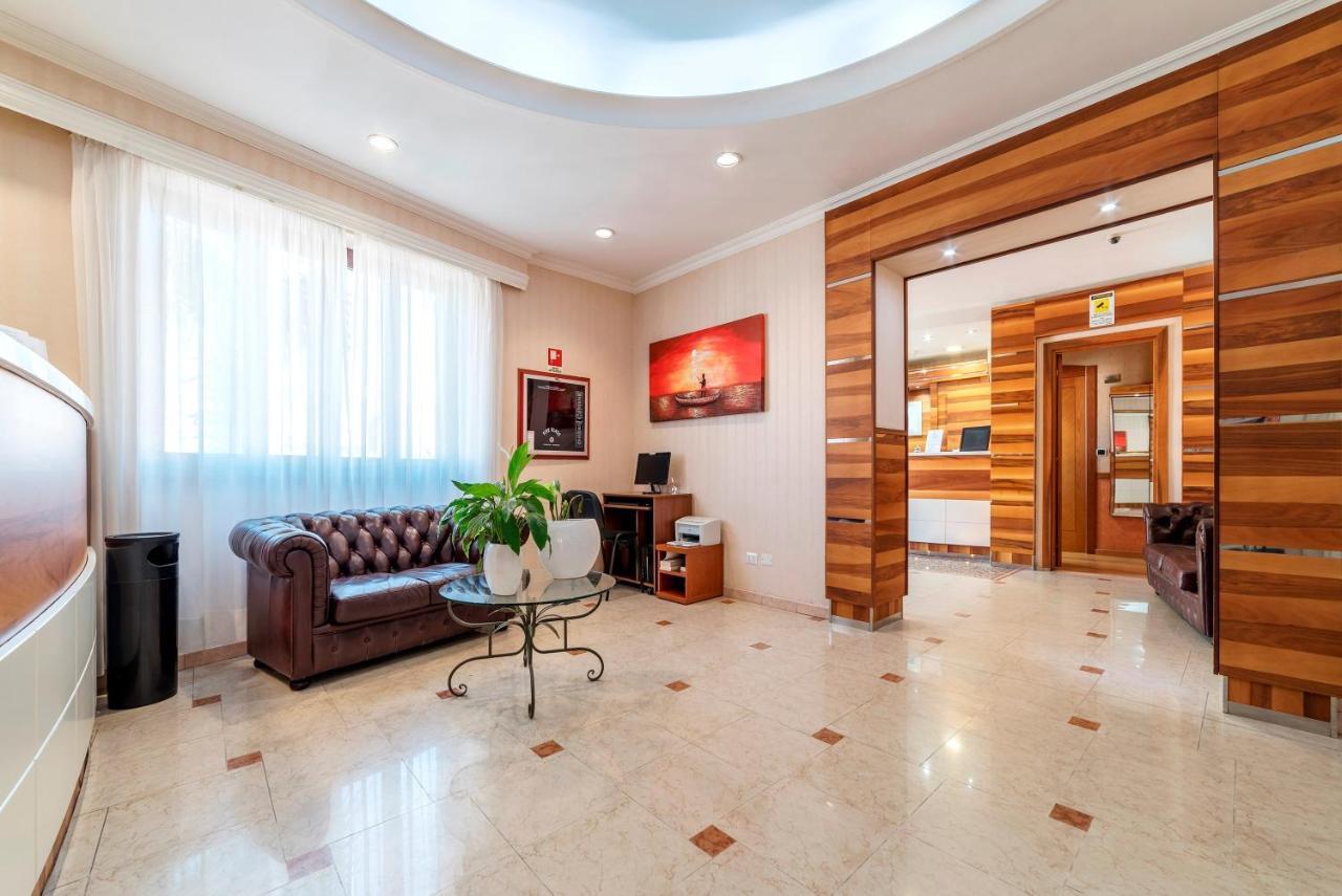 Hotel Riviera Фьюмичино Экстерьер фото
