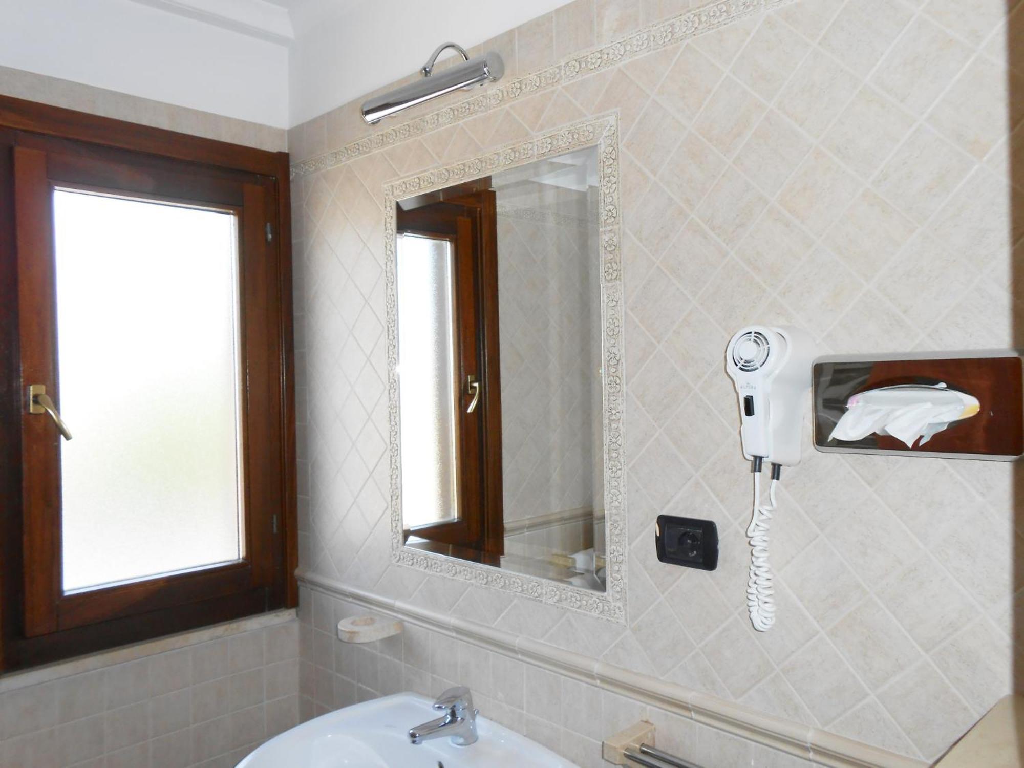 Hotel Riviera Фьюмичино Номер фото