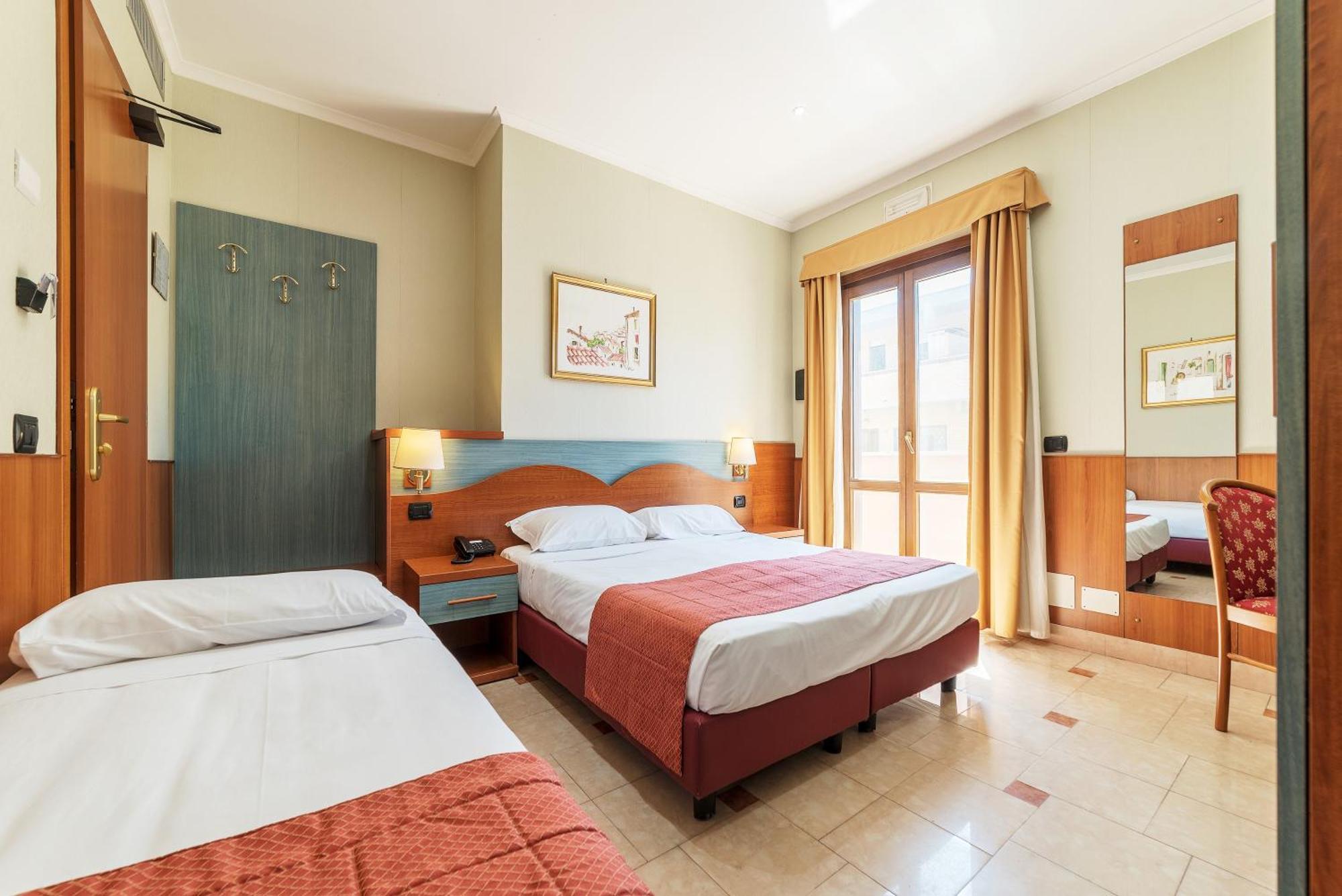 Hotel Riviera Фьюмичино Экстерьер фото